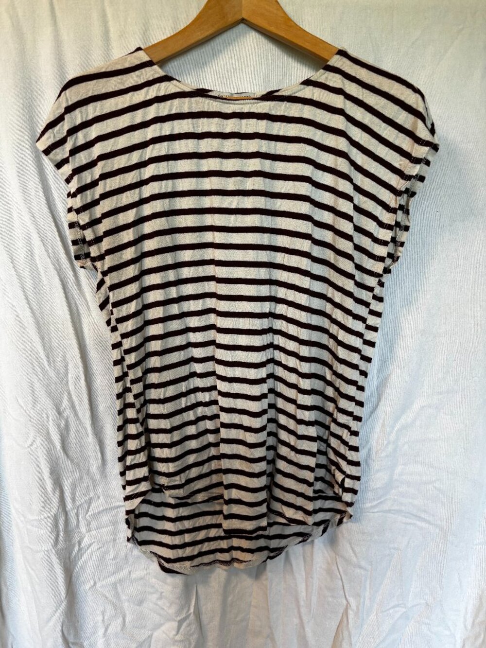 Womens striped t-shirt with short sleeves